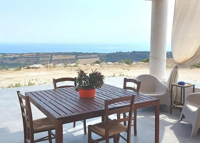 Villa Casa Palombara - Healiday In Torre Salsa *