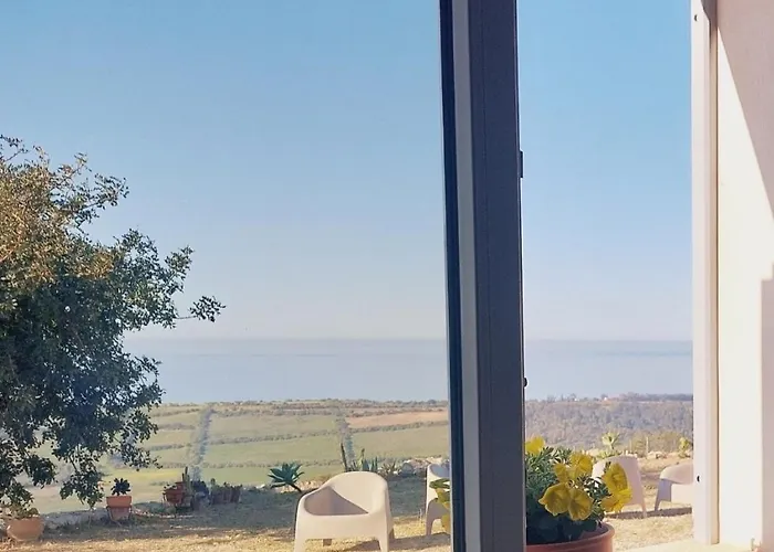 Casa Palombara - Healiday In Torre Salsa * Montallegro